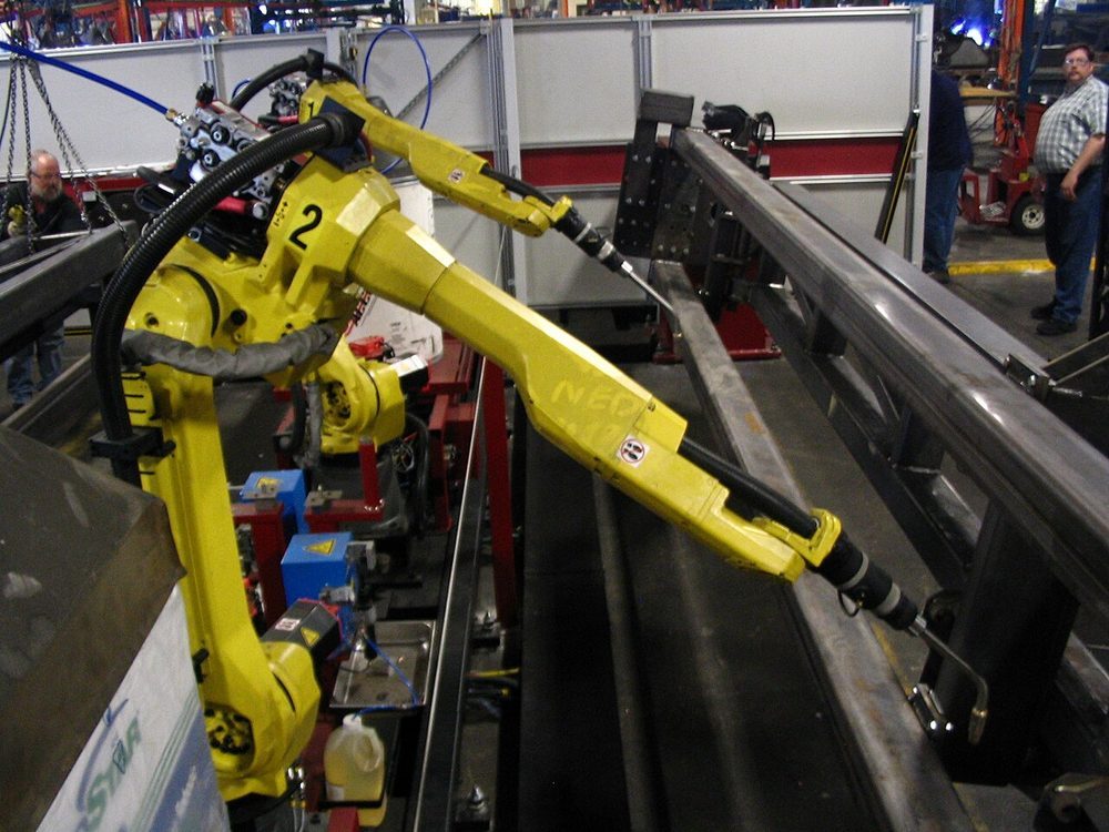 ファナックの溶接ロボット