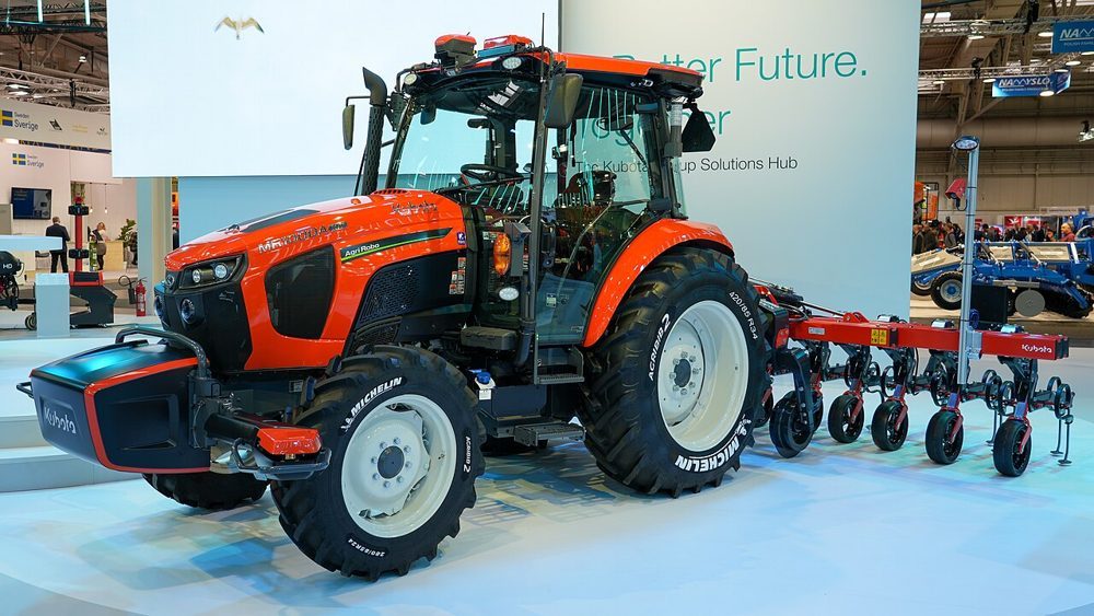 クボタの自動運転トラクター(AgriRobo MR1000A)